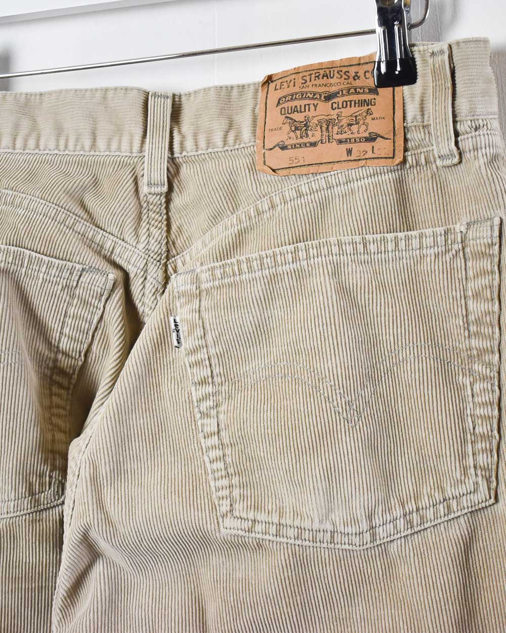 Levi's 551 Corduroy Jeans - W30 L32 - Domno Vintage