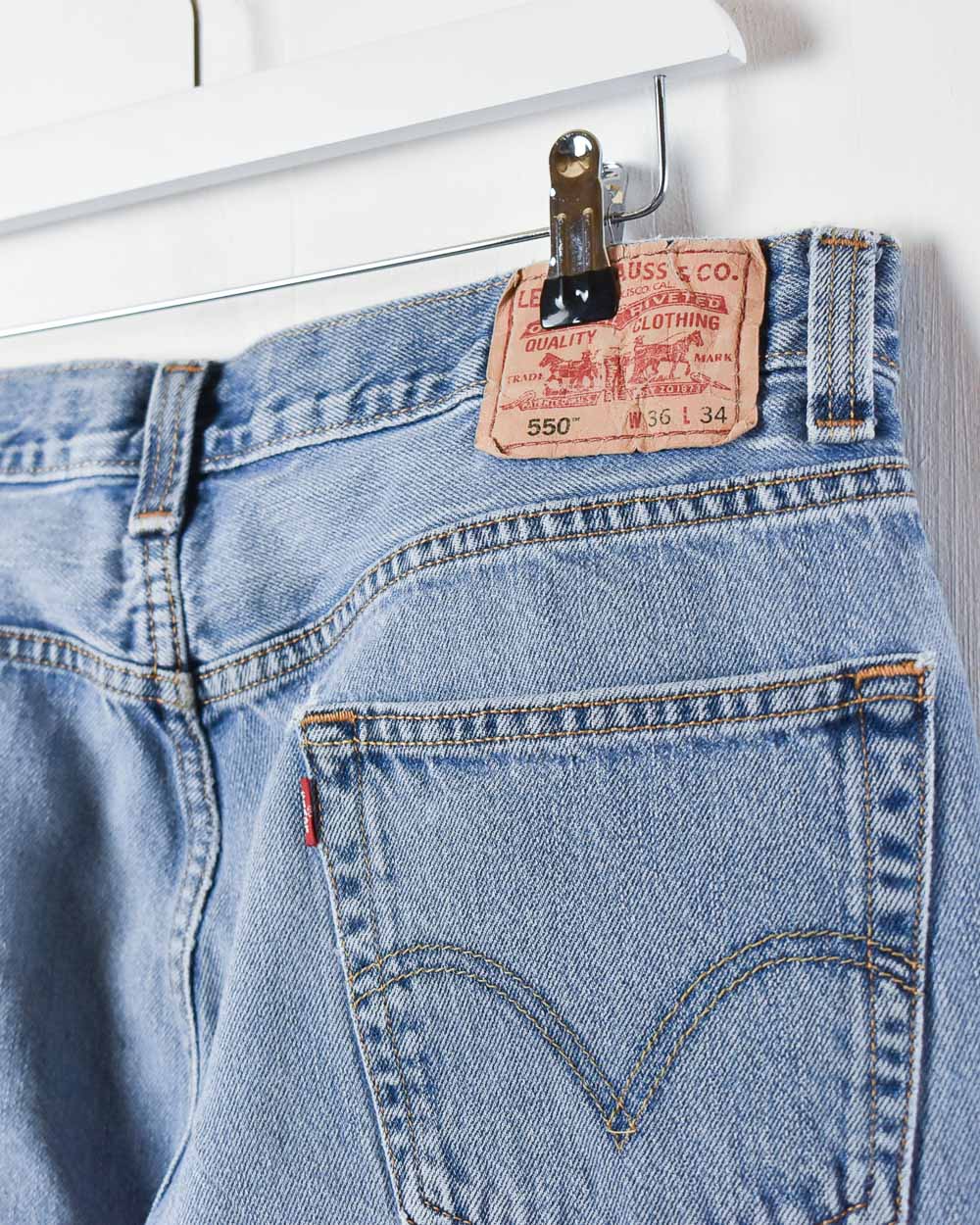 Levi's 550 Jeans - W36 L33 - Domno Vintage