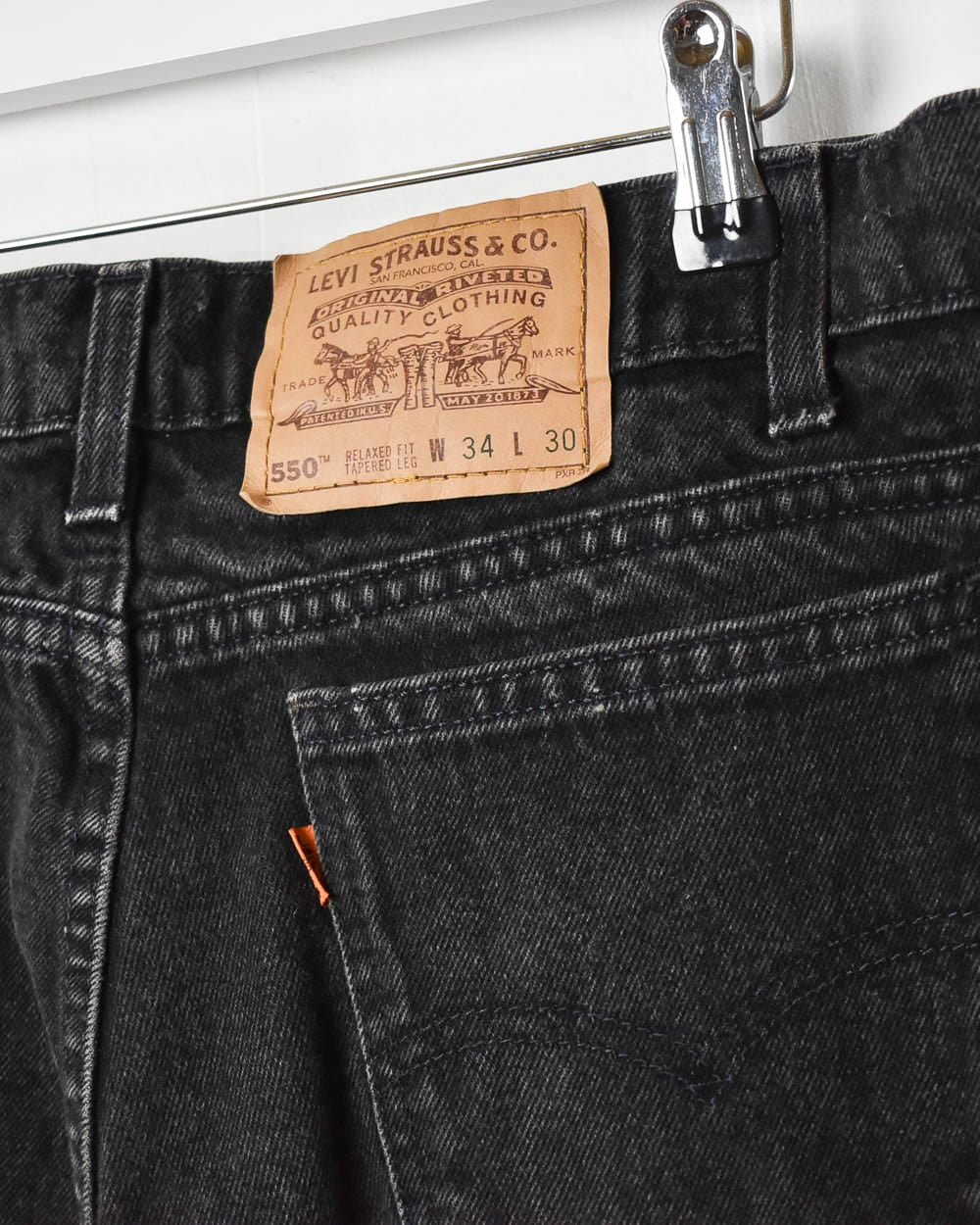 Levi's 550 Jeans - W32 L26 - Domno Vintage