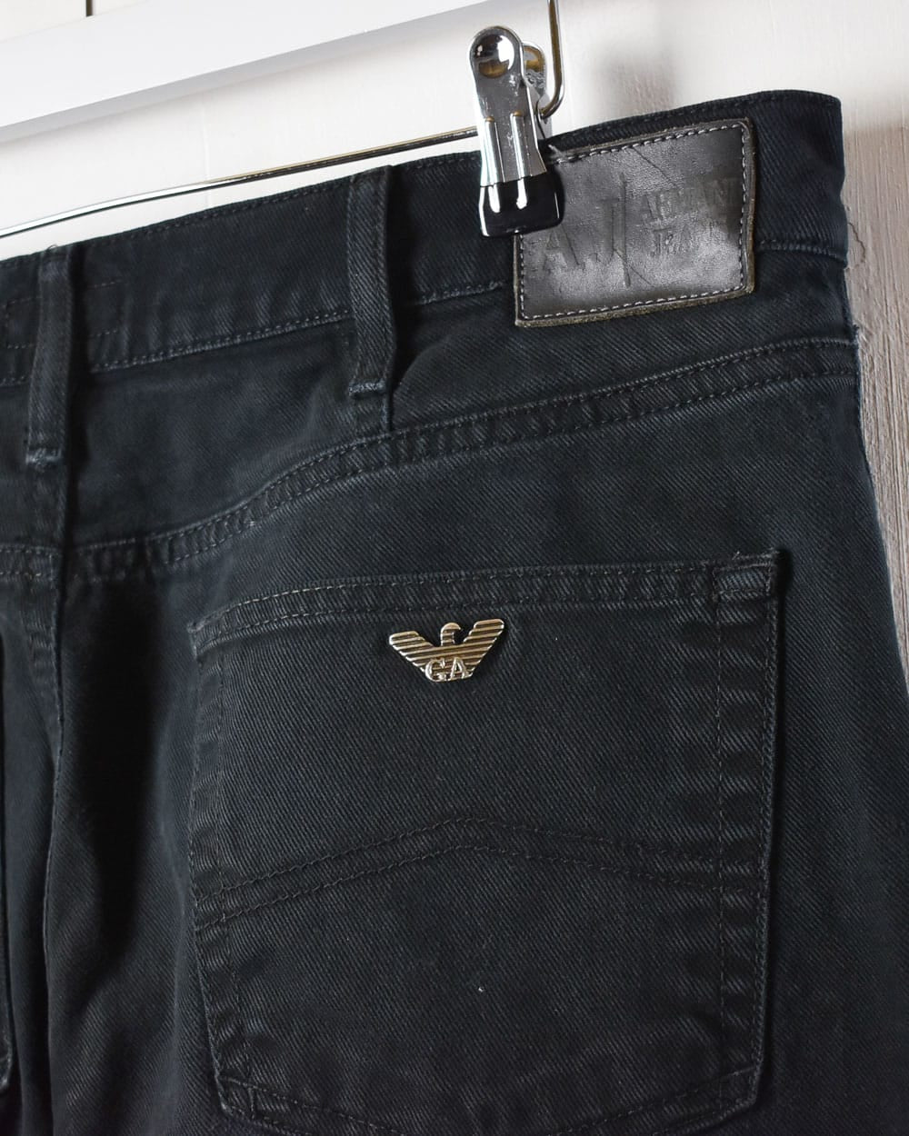 Armani Jeans - W36 L34 - Domno Vintage