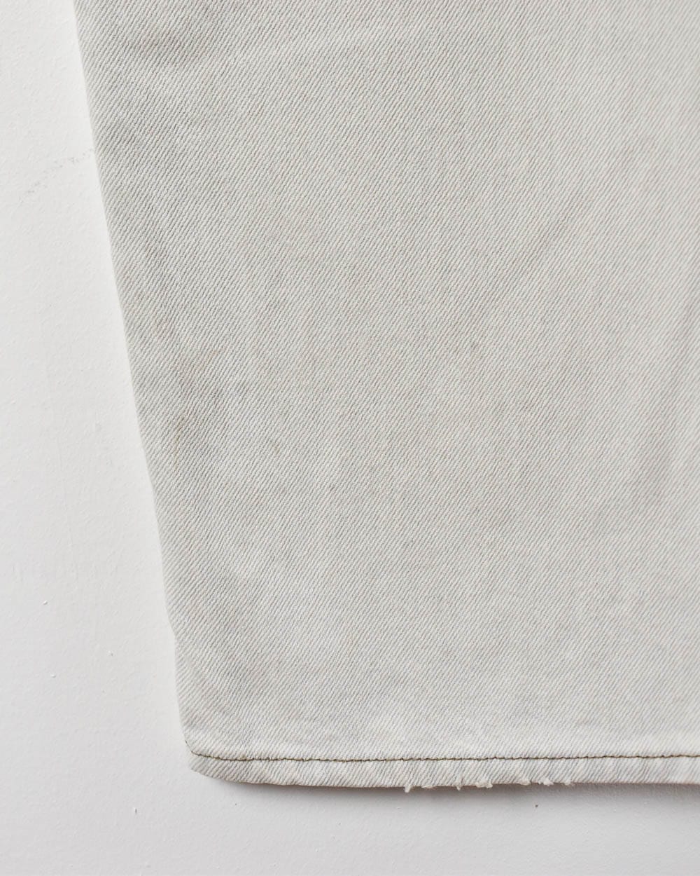 White Levi's Jeans - W36 L32