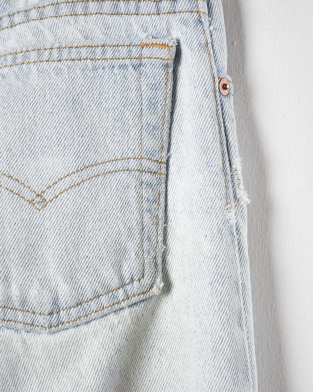 Levi's 550 Distressed Jeans - W30 L29 - Domno Vintage