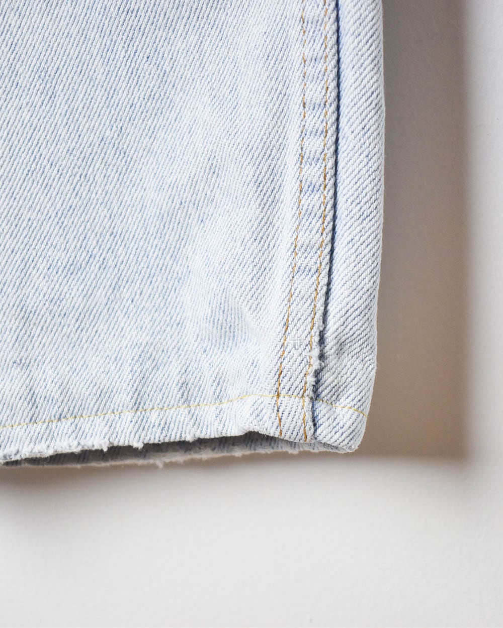 Levi's 550 Distressed Jeans - W30 L29 - Domno Vintage