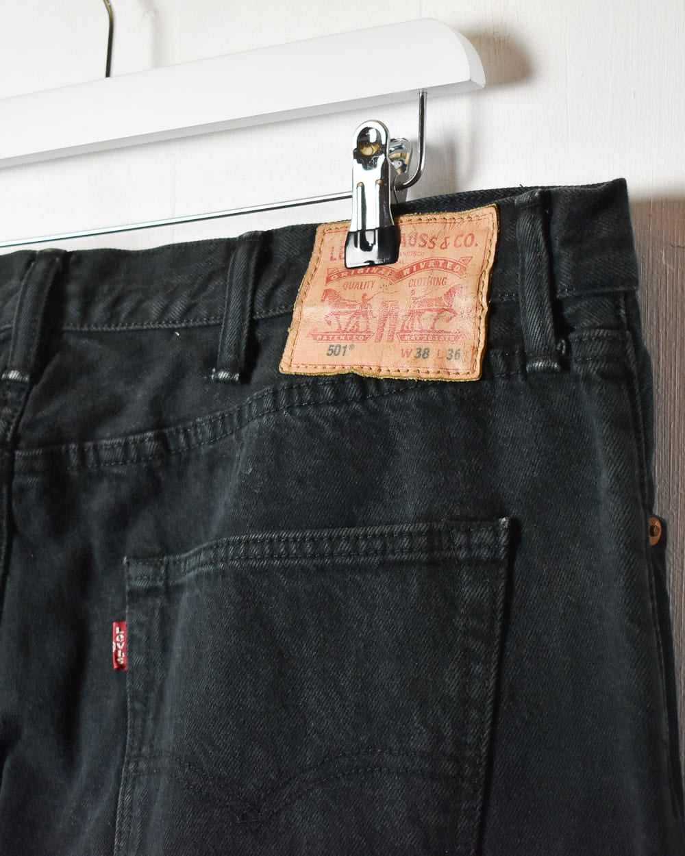 Black Levi's 501 Jeans - W38 L30