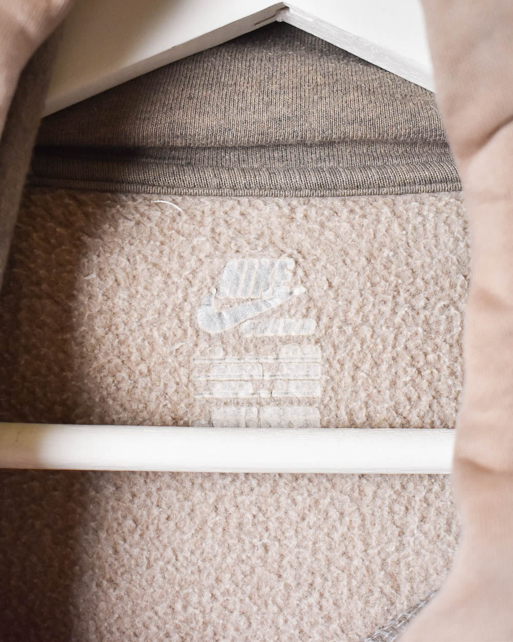 Nike Hoodie - Small - Domno Vintage