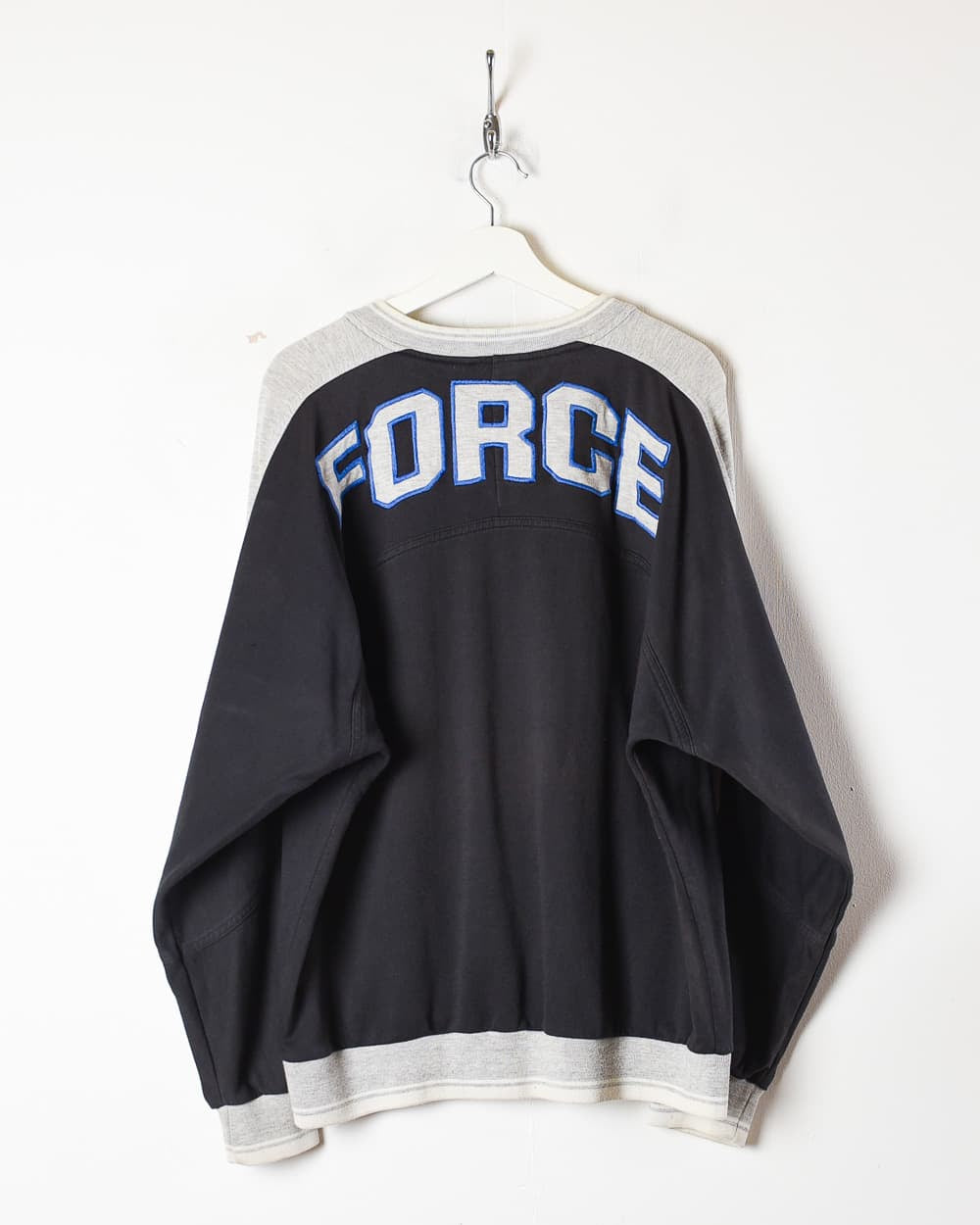 Nike Force Basketball Sweatshirt - Large - Domno Vintage