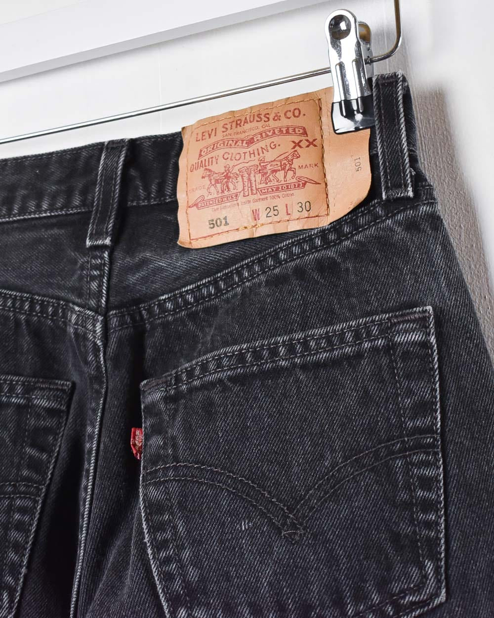 Levi's 501 Jeans - W24 L30 - Domno Vintage