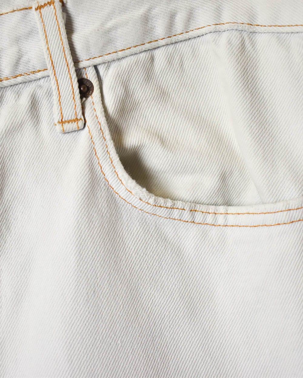 White Levi's 501 Jeans - W32 L31