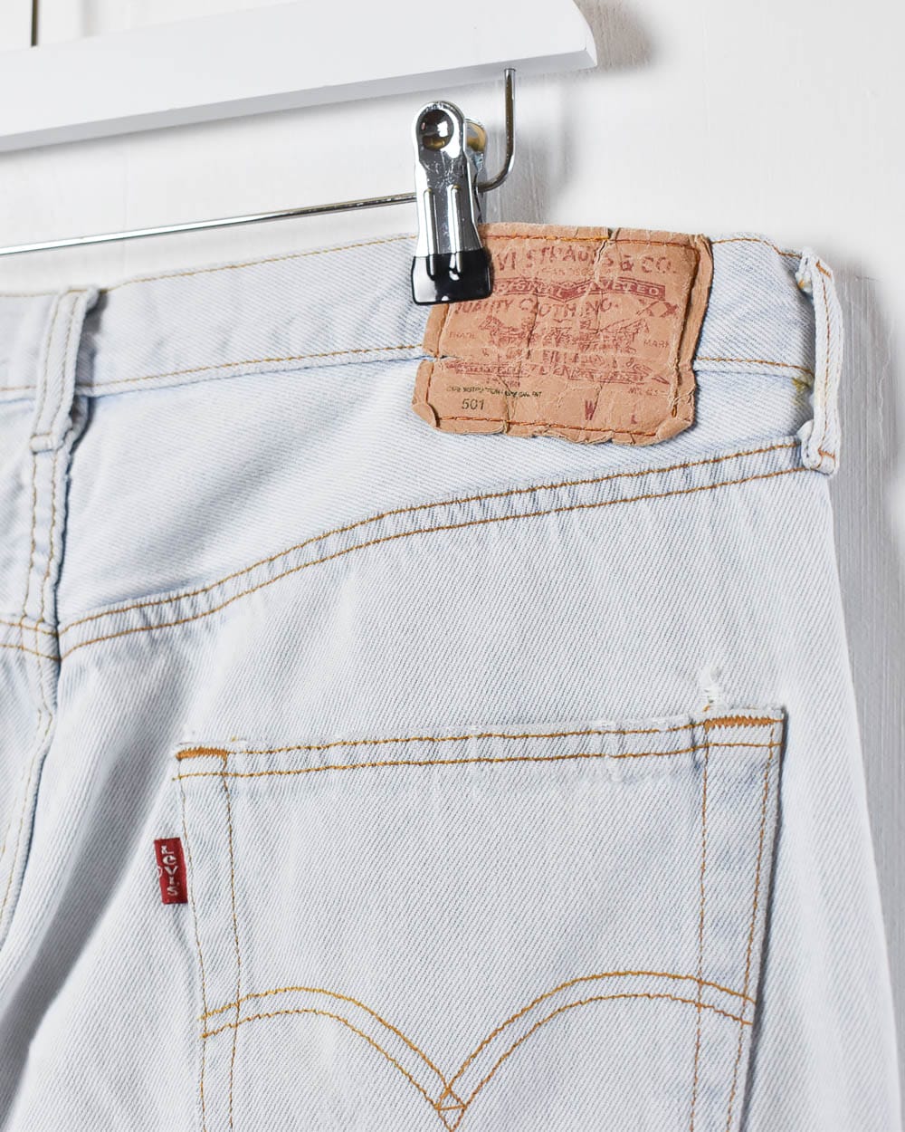 BabyBlue Levi's 501 Jeans - W36 L30