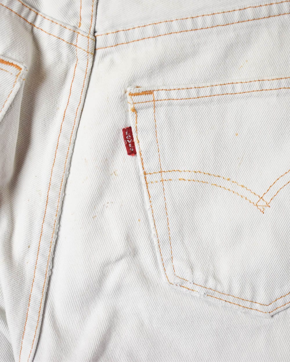 White Levi's 501 Jeans - W32 L31