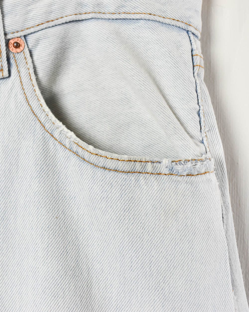 BabyBlue Levi's 501 Jeans - W36 L30