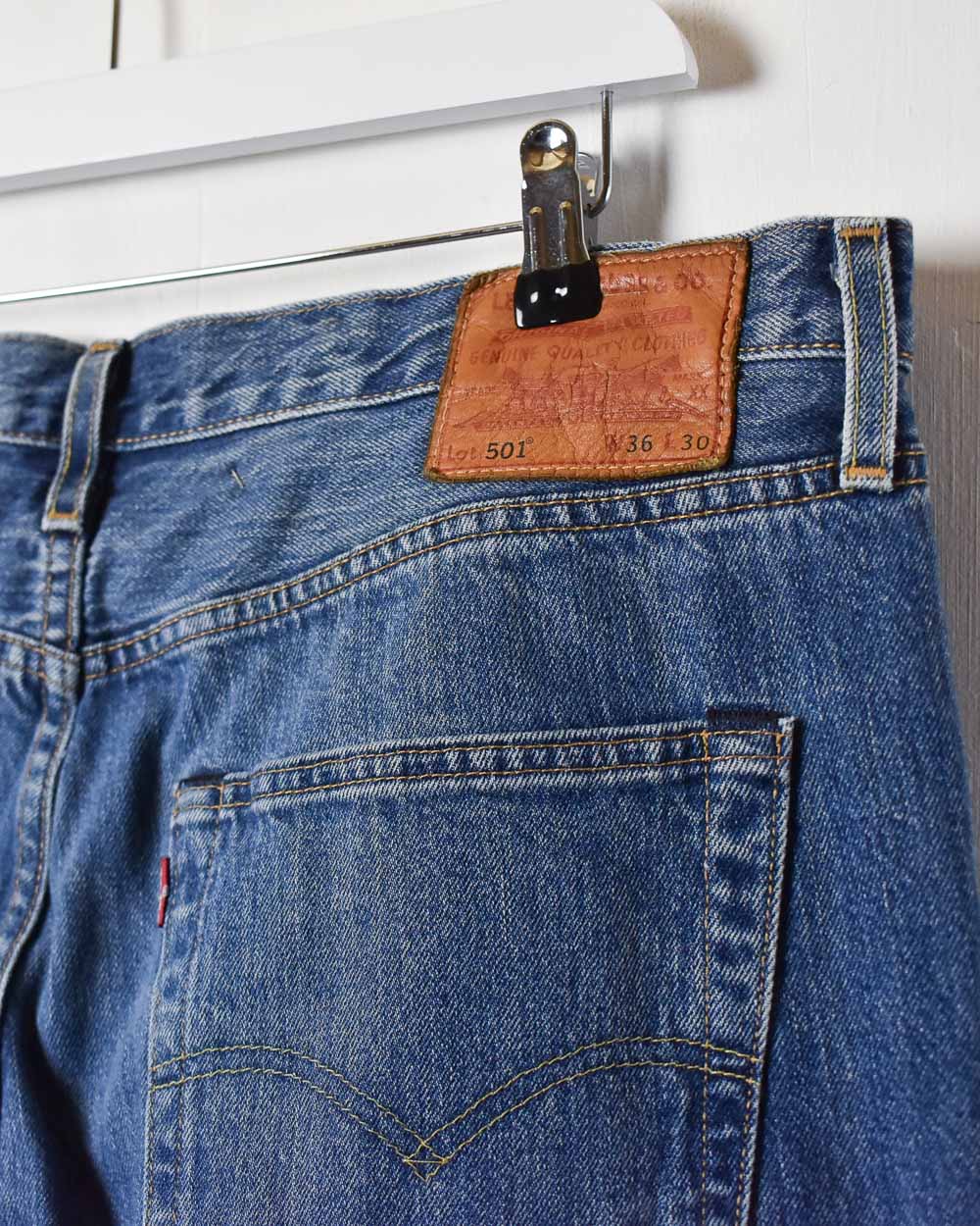 Blue Levi's 501 Jeans - W38 L30