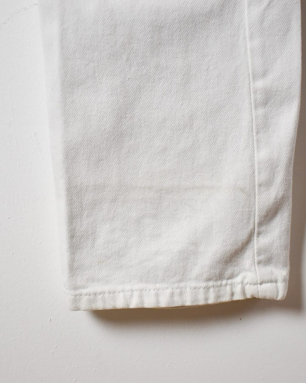 White Levi's 501 Jeans - W26 L34