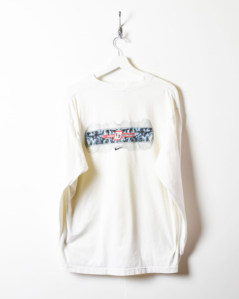 White Nike Long Sleeved T-Shirt - Large