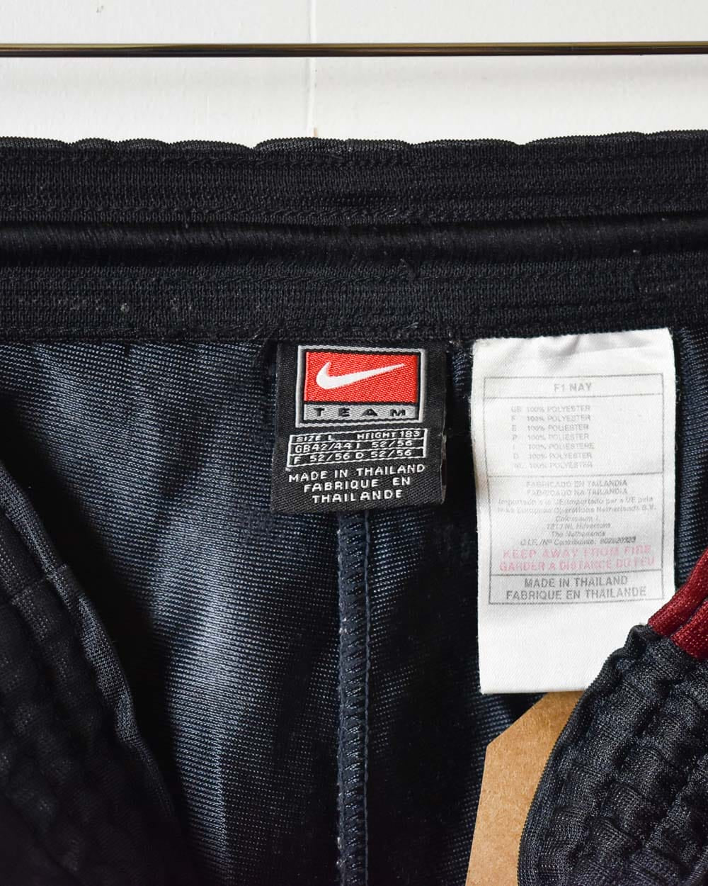 Black Nike Team Shorts - Large