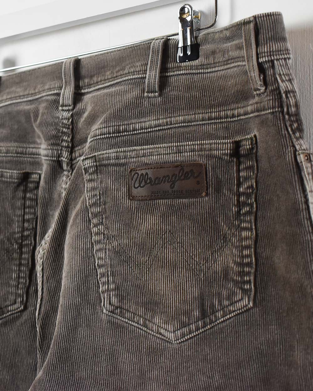 Wranglers Corduroy Jeans - W38 L31 - Domno Vintage