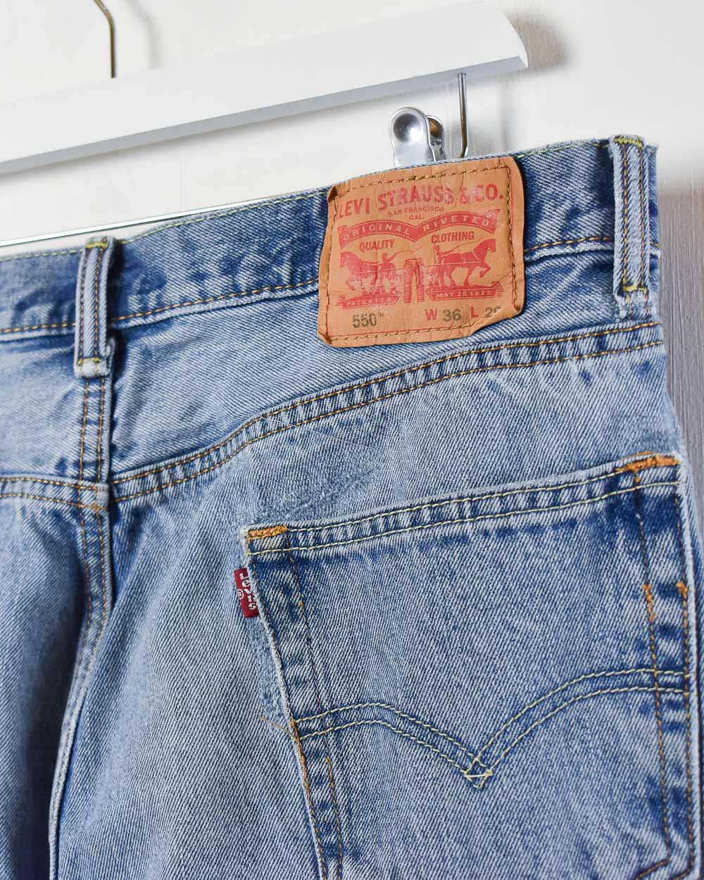 Levi's 550 Jeans - W36 L28 - Domno Vintage