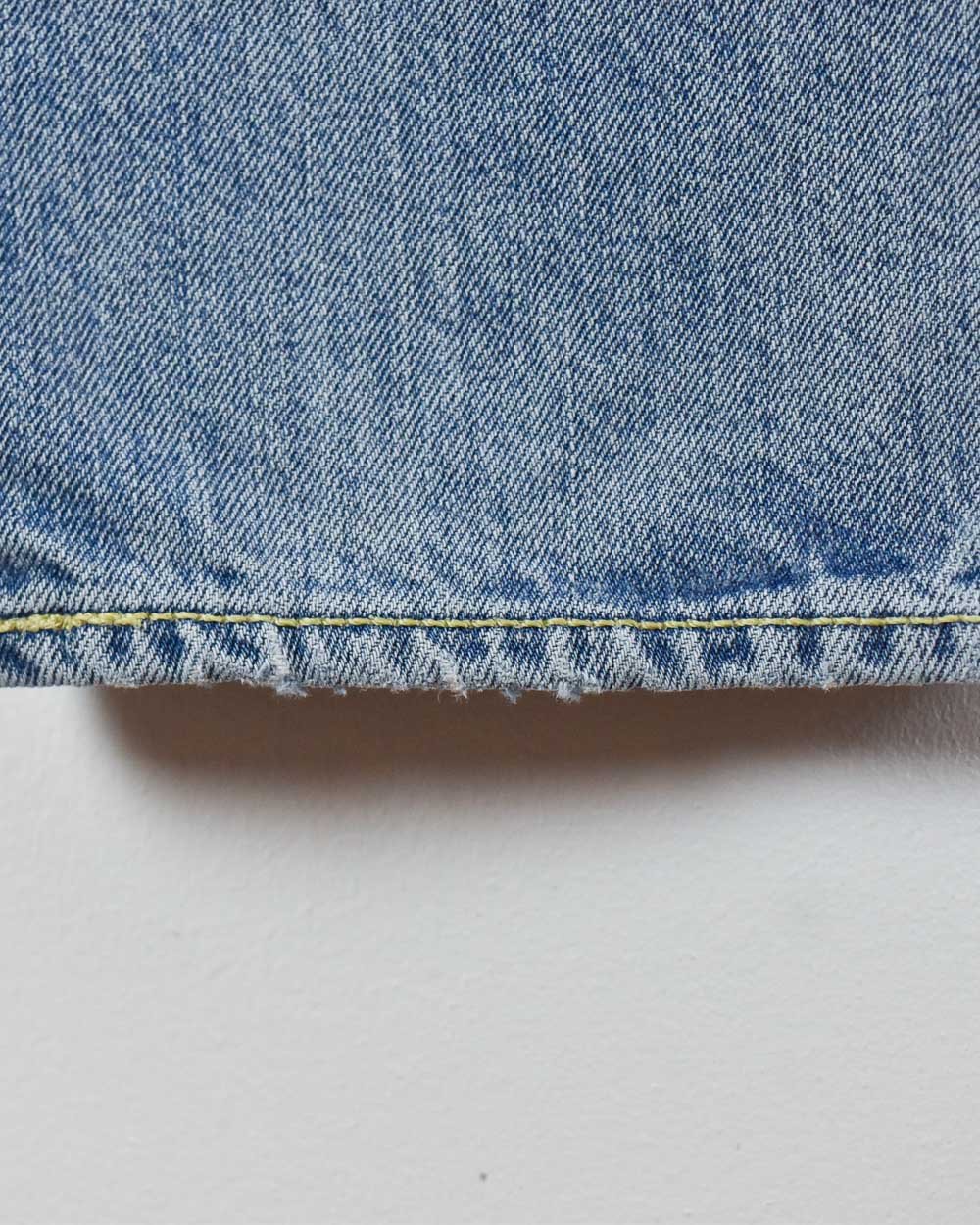 Blue Levi's 501 Jeans - W38 L31