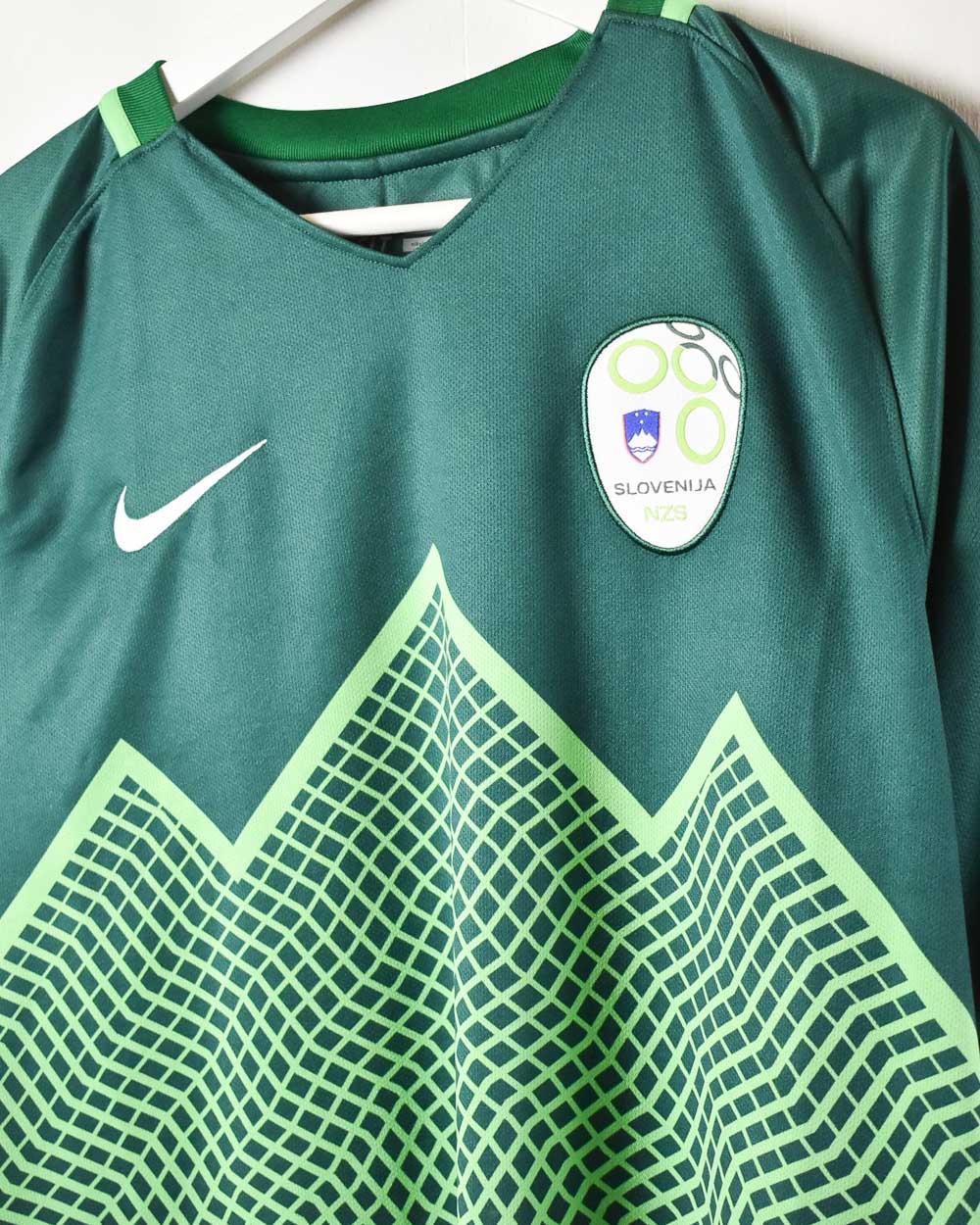 Nike Slovenija 2016/17 Away Football Shirt - Large - Domno Vintage