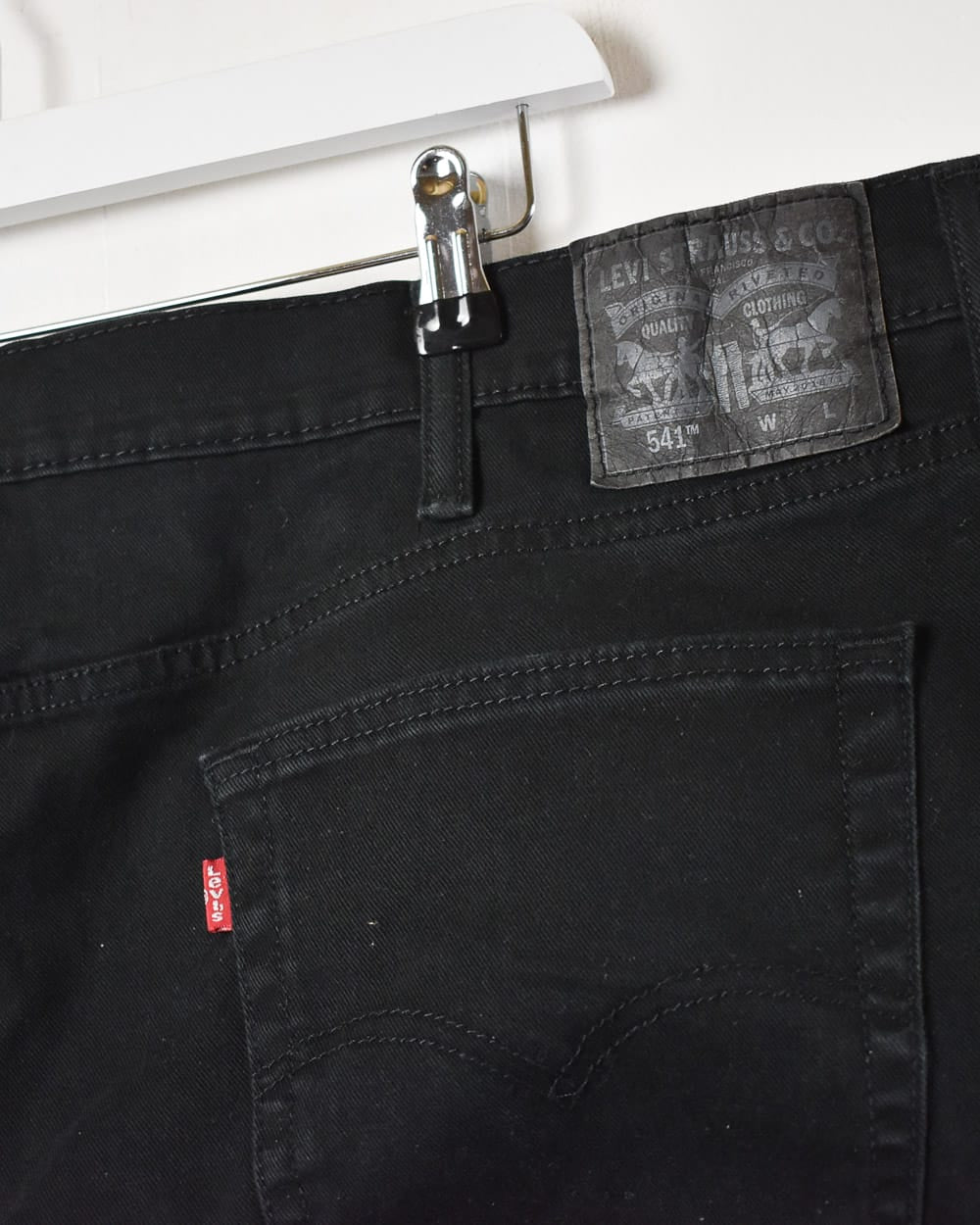 Levi's 541 Jeans - W46 L28 - Domno Vintage