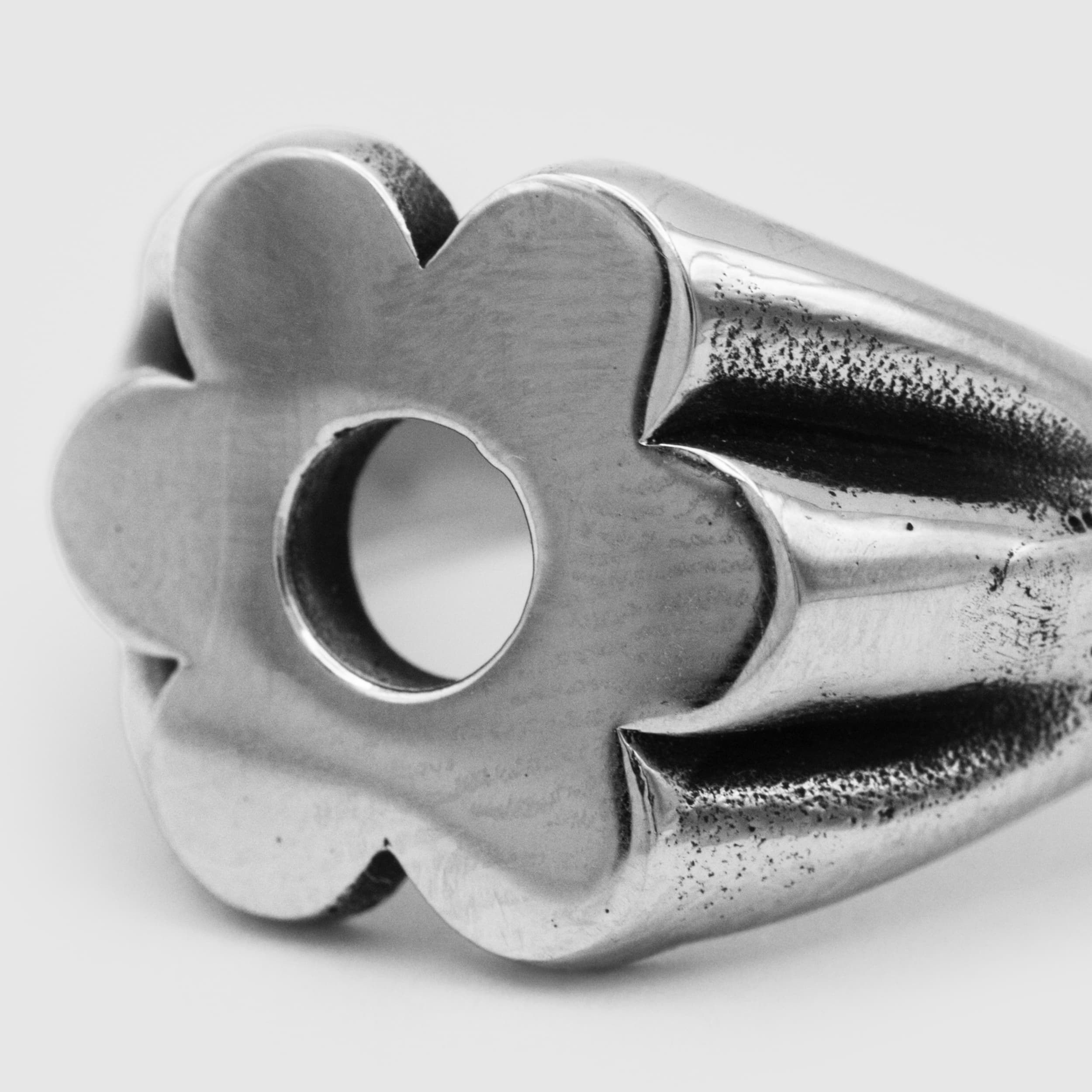 Flower Ring - Domno Vintage