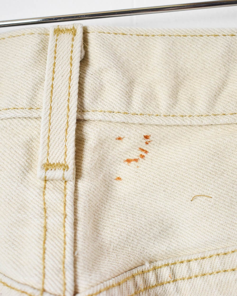 Neutral Levi's 501 Jeans - W32 L34