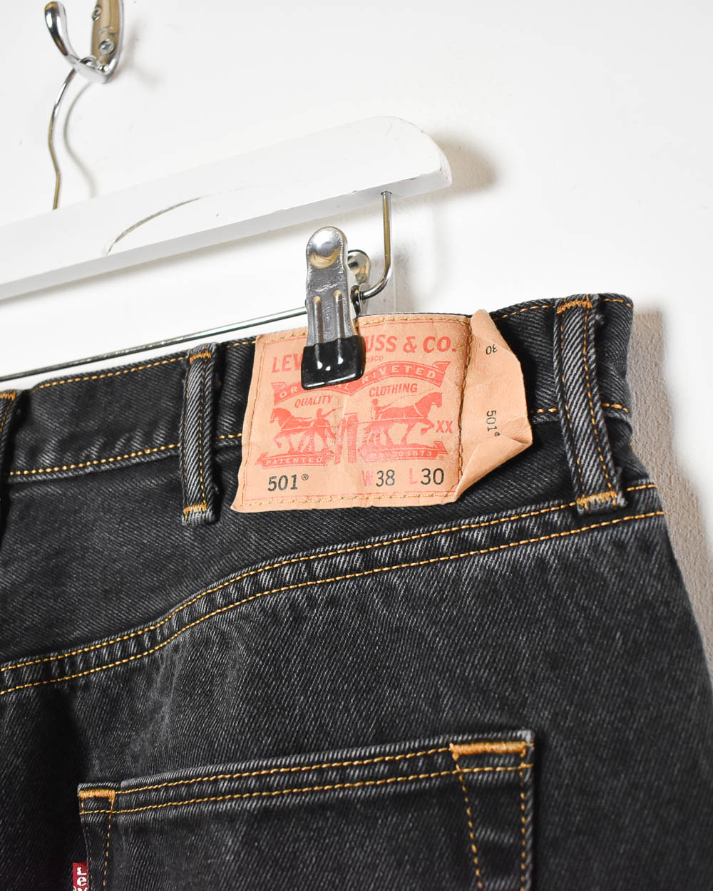 Black Levi's 501 Jeans - W38 L30
