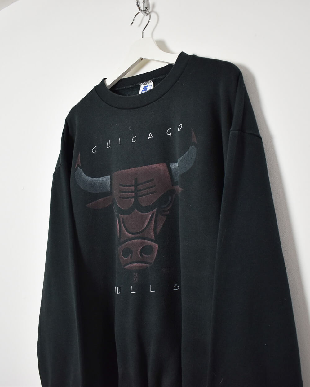 Black Starter Chicago Bulls Sweatshirt - Large