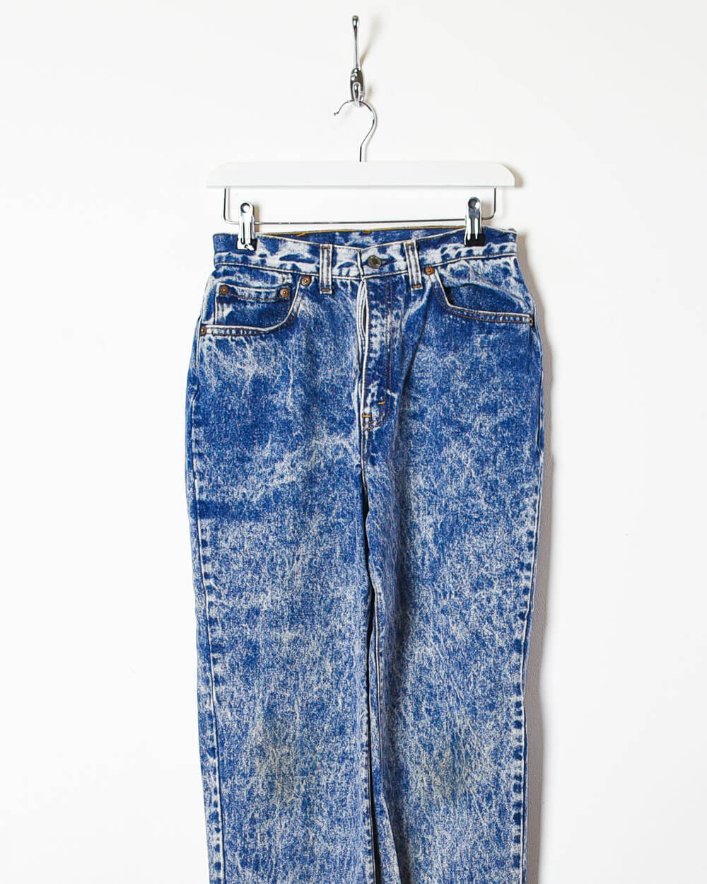 Blue Levi's Women's Stone Washed Cut-Off Jeans - W28 L22