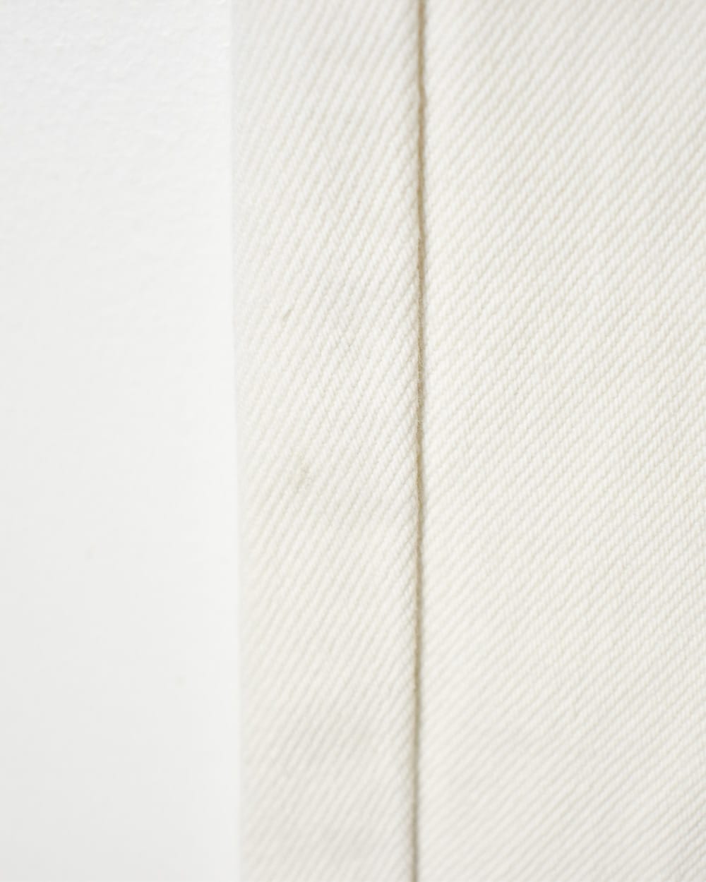 White Levi's 501 Jeans - W28 L29