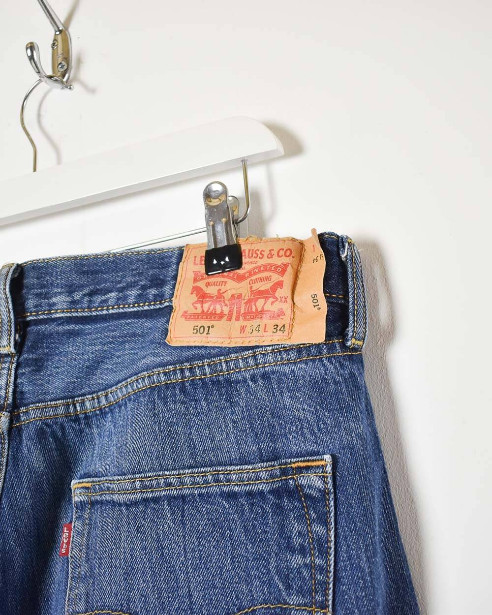 Blue Levi's Jeans - W32 L32