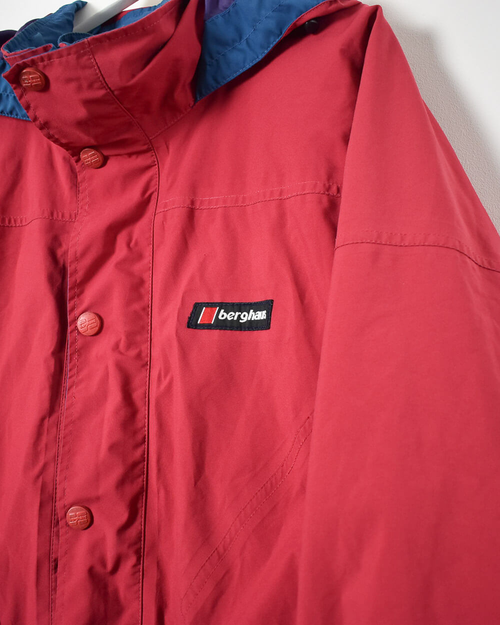 Red Berghaus Hooded Windbreaker Jacket - Large