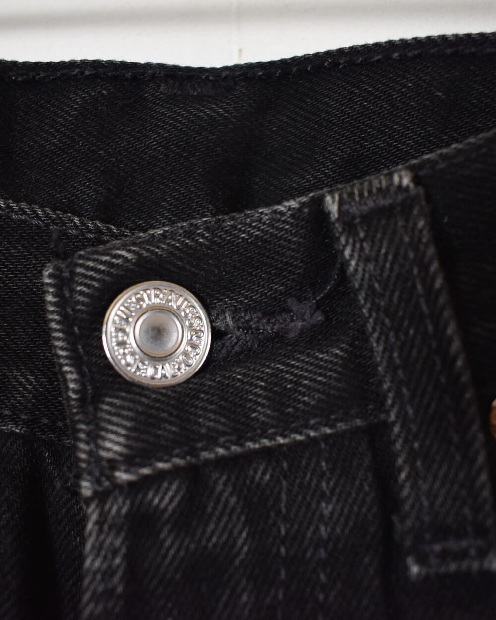 Black Levi's Jeans - W25 L31