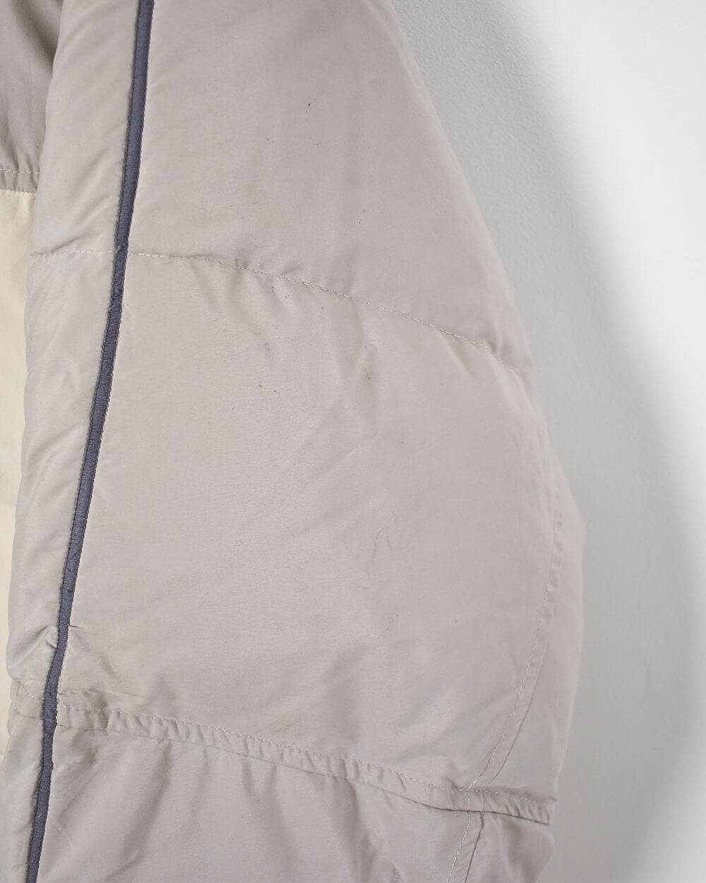 Neutral Nike Puffer Jacket - Large