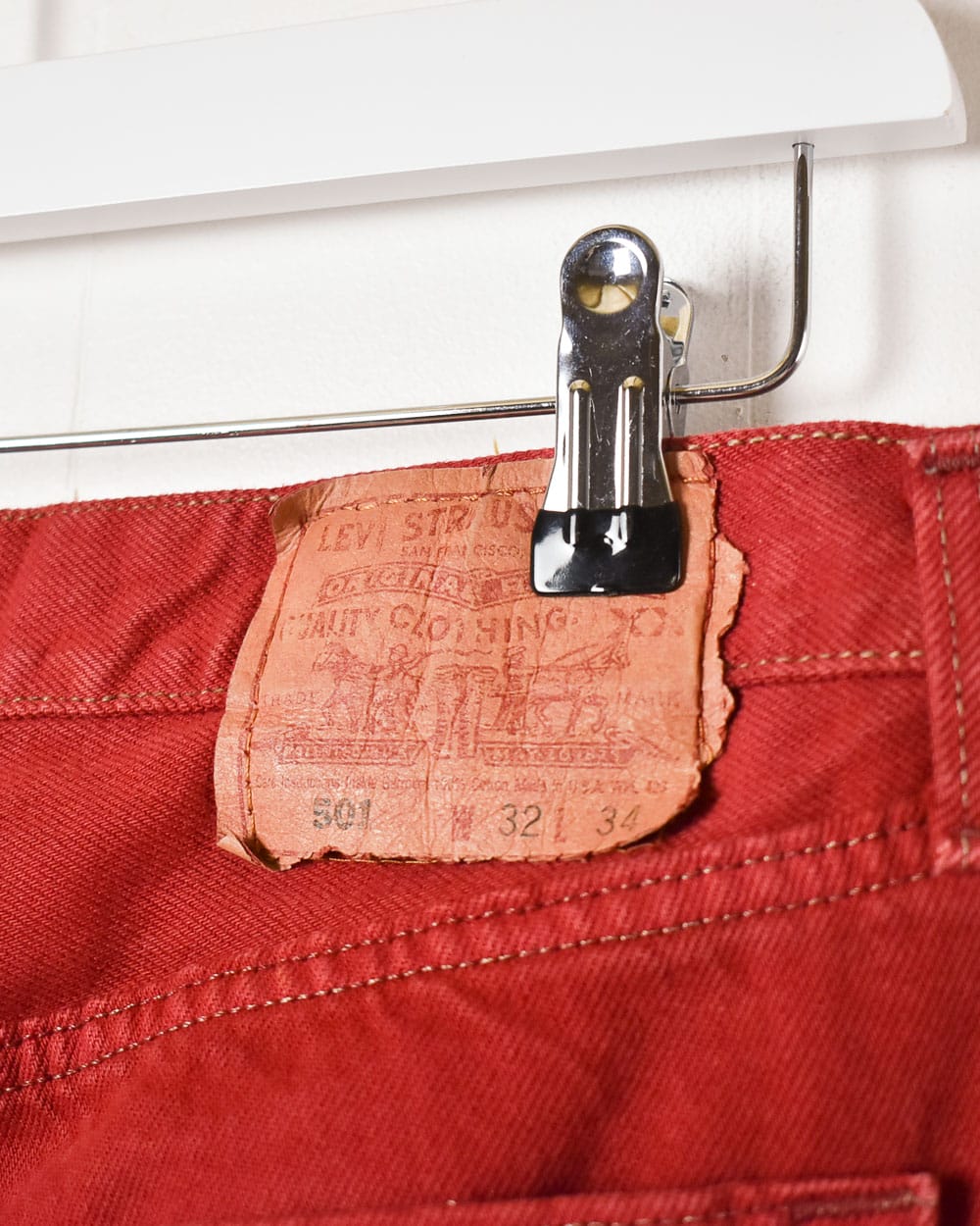 Red Levi's USA 501 Jeans - W31 L34