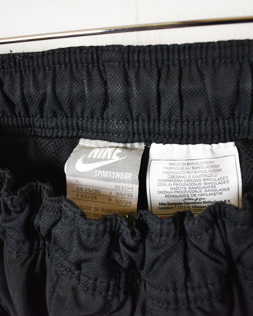 Black Nike Tracksuit Bottoms - Large