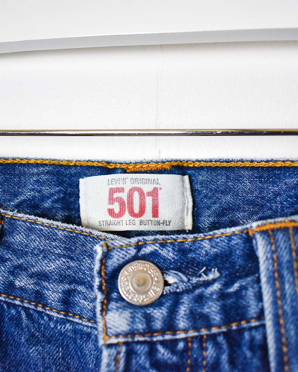 Blue Levi's 501 Jeans - W32 L34