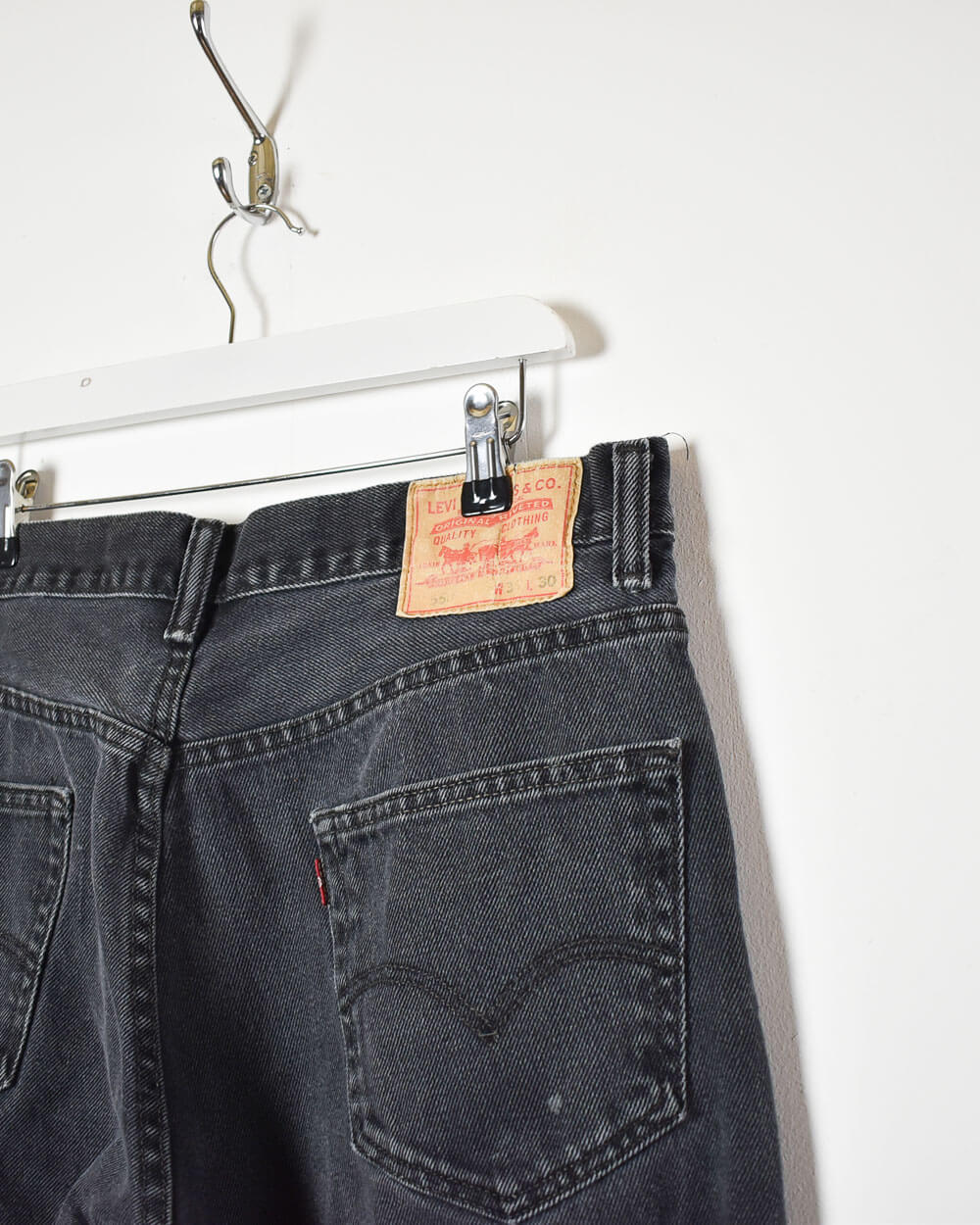 Black Levi's Jeans - W35 L30