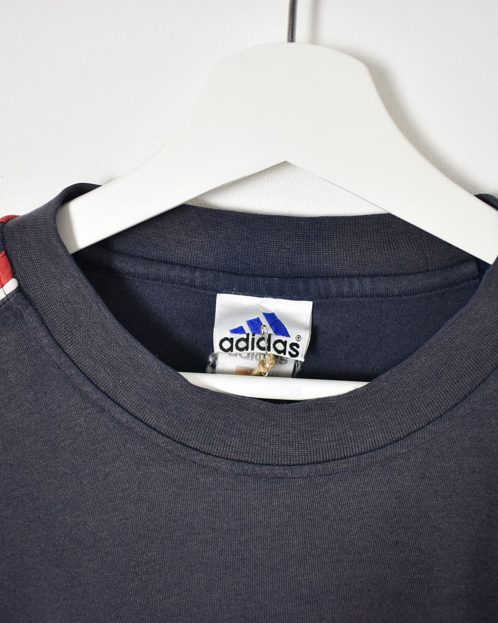 Adidas T-Shirt - Large - Domno Vintage 90s, 80s, 00s Retro and Vintage Clothing