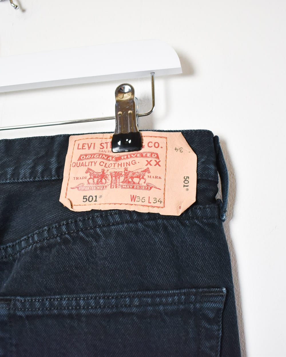 Black Levi's 501 Jeans - W36 L34