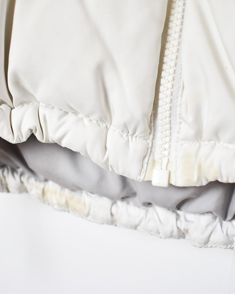 White The North Face Women's 700 Down Gilet - Medium