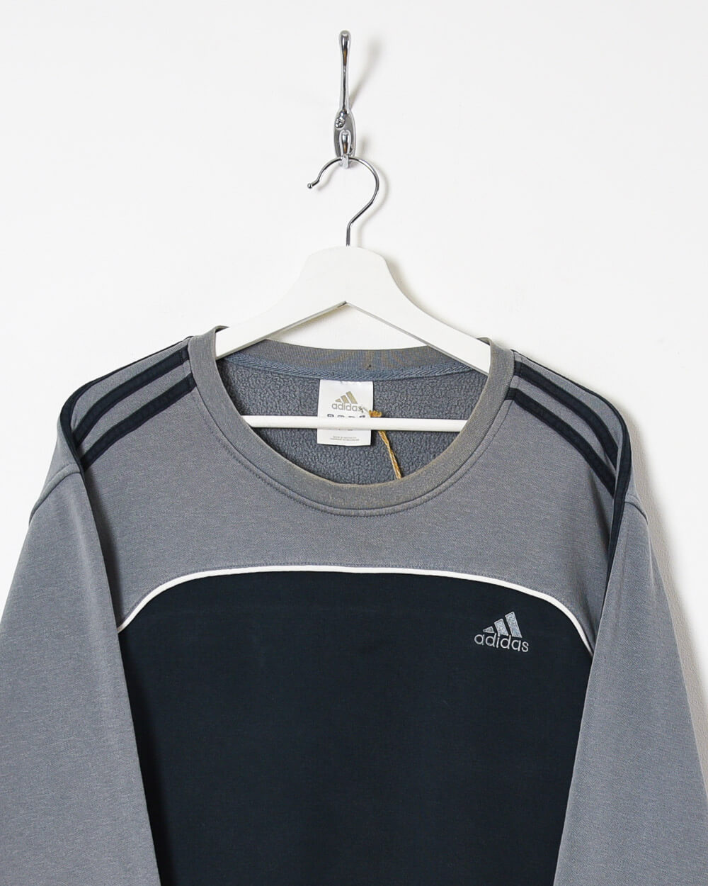 Adidas Sweatshirt - Large - Domno Vintage 90s, 80s, 00s Retro and Vintage Clothing