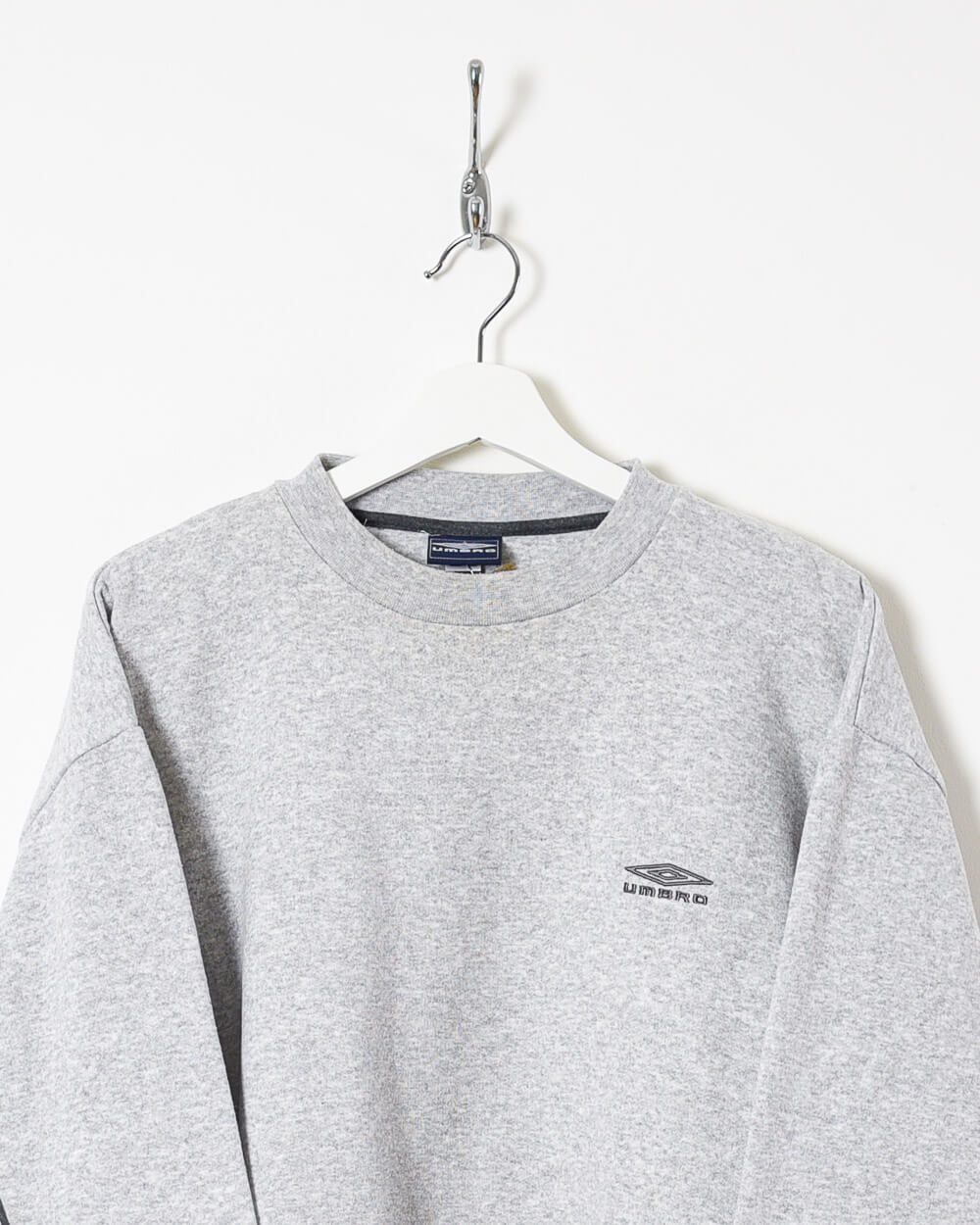 Umbro Sweatshirt - Large - Domno Vintage 90s, 80s, 00s Retro and Vintage Clothing