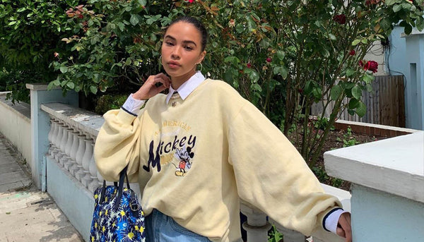 Oversized Outfits: Everything You Need To Know About Baggy Vintage Style