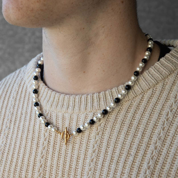 Shell Pearl Contrasting T-Bar Necklace