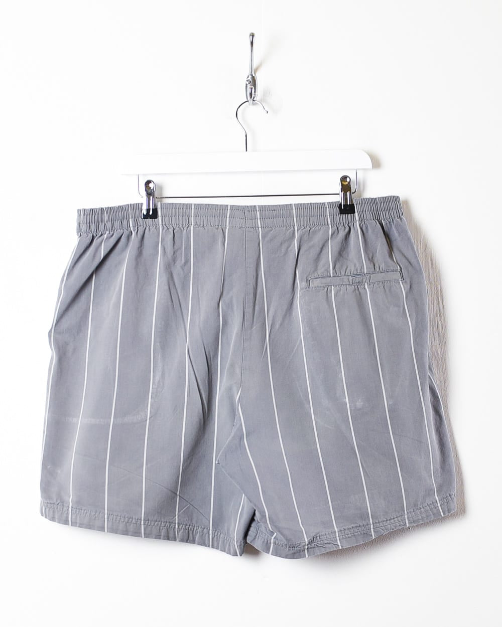 Vintage online Y2K grey wool pinstripe city shorts UK10/12 EUR38/40