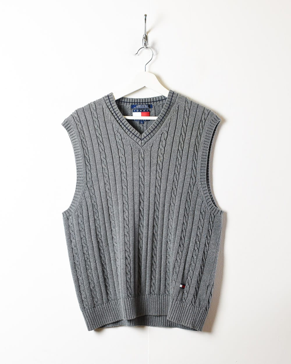 Tommy hilfiger sleeveless discount sweater