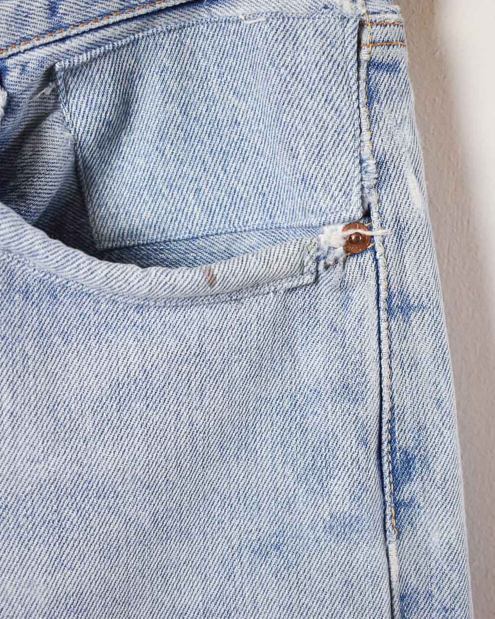 BabyBlue Levi's 501 Distressed Jeans - W30 L28