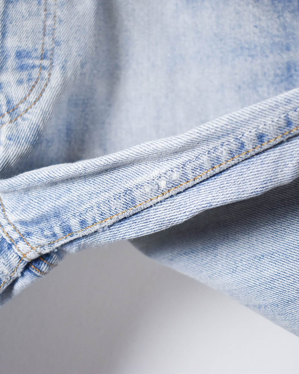 Blue Levi's Raw Hem 501 Jeans - W28 L26