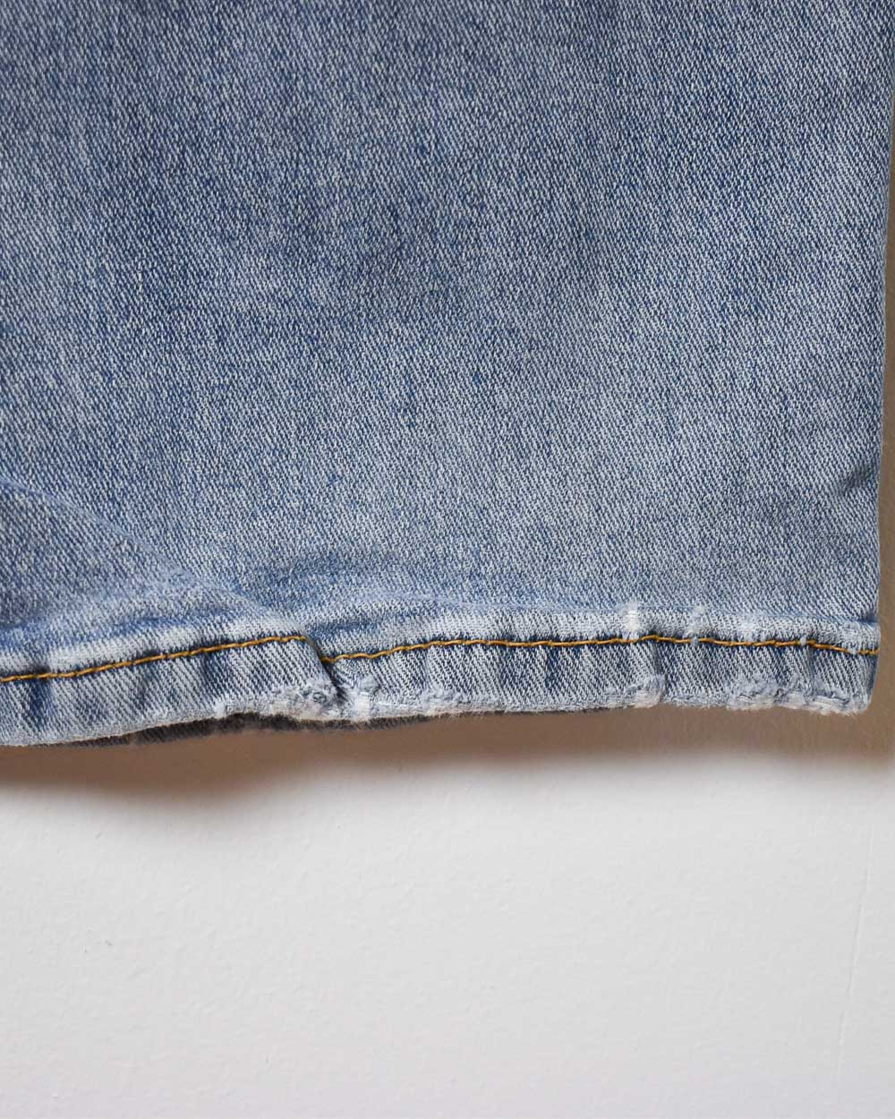 Blue Wrangler Distressed Jeans - W36 L31